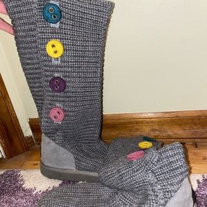 Gray knitted UGG boots size 6